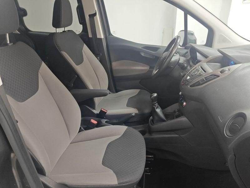 Ford Tourneo Courier 1.5 TDCi 95 cv Titanium 5POSTI