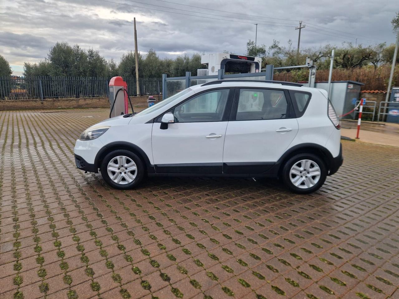 Renault Scenic Scénic XMod 1.5 dCi 110CV Start&Stop Energy