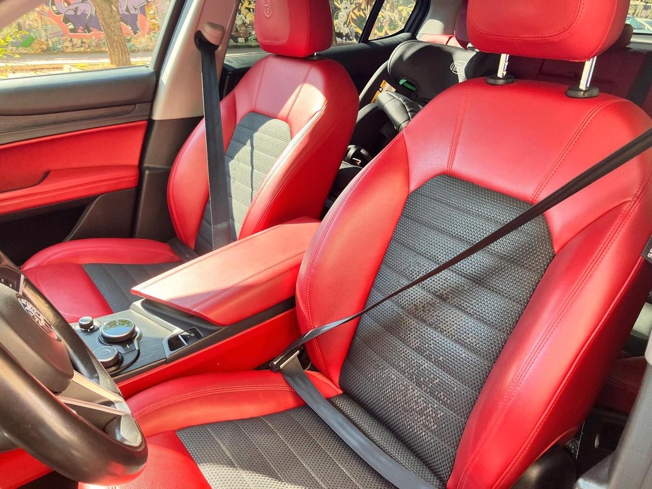 Alfa Romeo Stelvio 2.2mjet 210 CV AT8 Q4 Executive UFF ITA