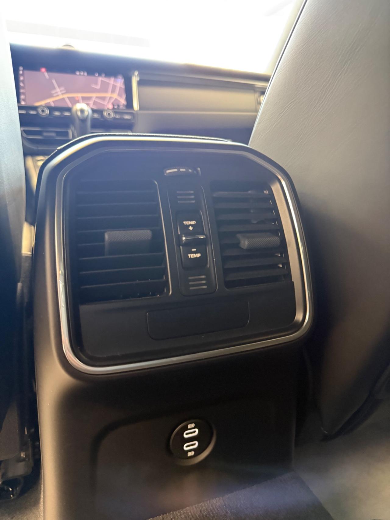 Porsche Macan 245 c.v BENZINA CON NAVI, APLLE CARPLAY, FULL LED, TELECAMERA, PELLE