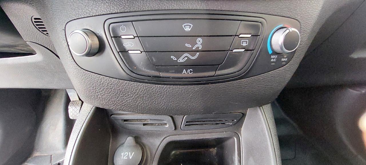 FORD TRANSIT COURIER 1,5 DIESEL 80 CV TELEFONO USB IMPECCABILE PREZZO COMPRESO IVA