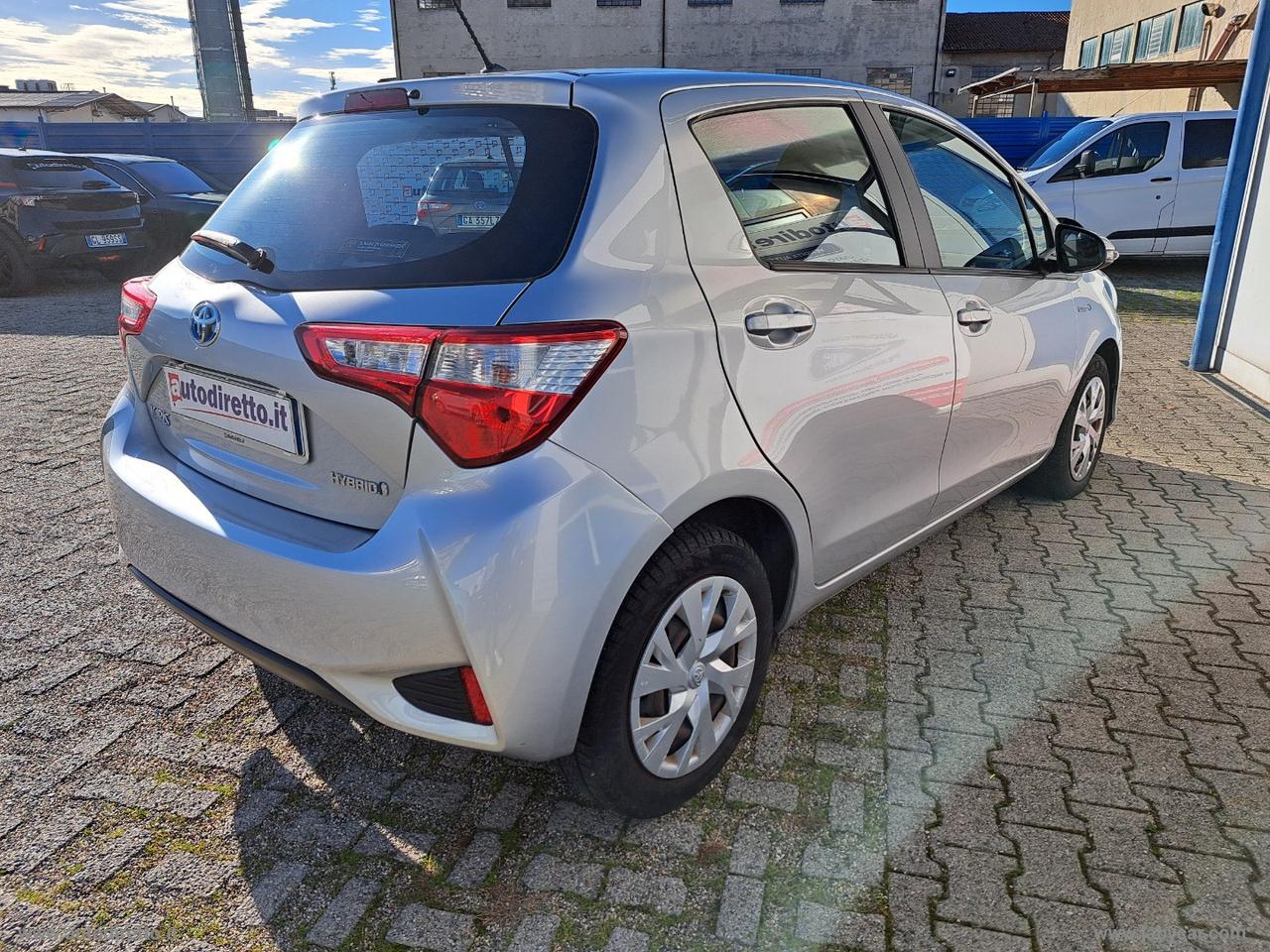 TOYOTA Yaris 1.5 Hybrid 5p. Business