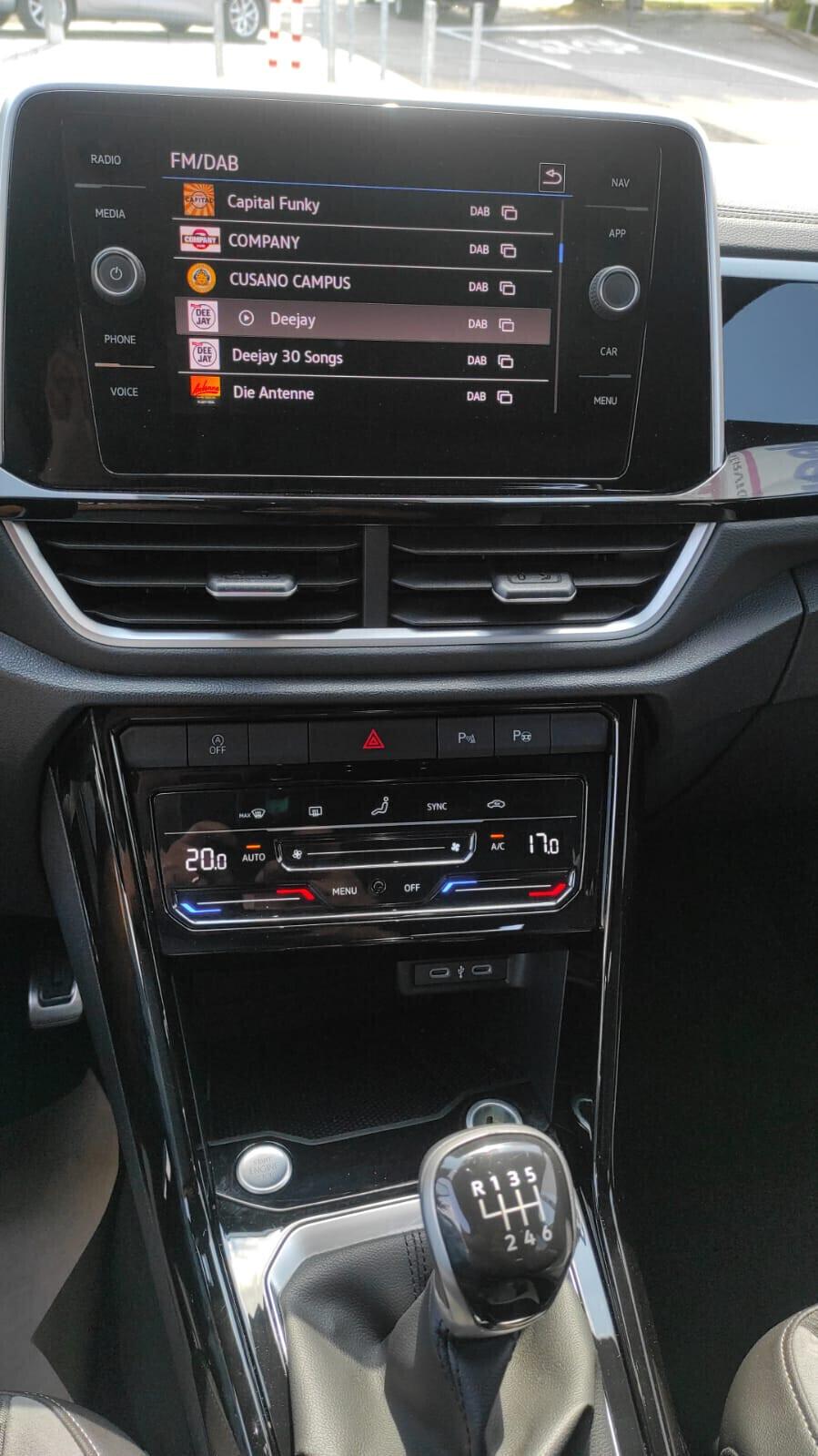 VOLKSWAGEN T-ROC 1.0 TSI 110CV R-LINE MANUALE