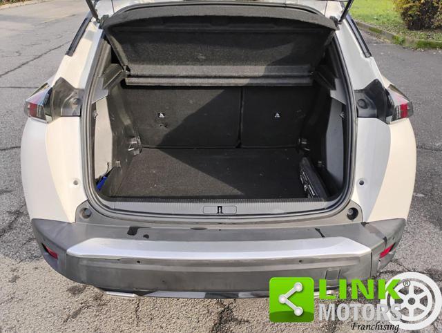 PEUGEOT 2008 PureTech 130 S&S GT Line