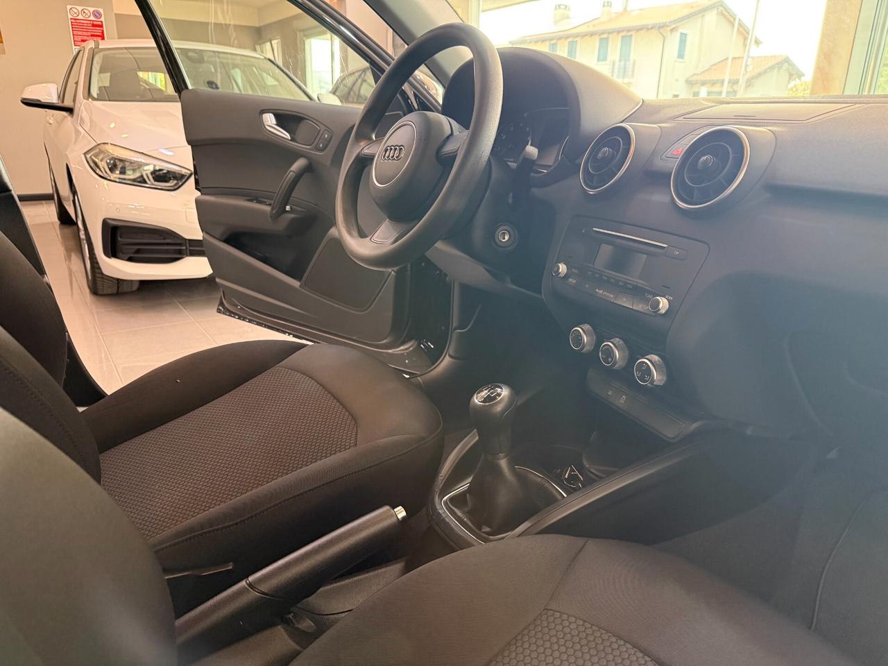 Audi A1 Sportback 1.0 tfsi 82cv NEOPATENTATI 23.000 KM!!!