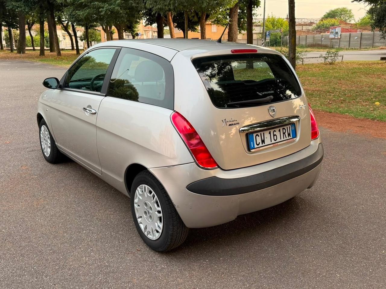 Lancia Ypsilon 1.3 Multijet 72.000km semiautomatica