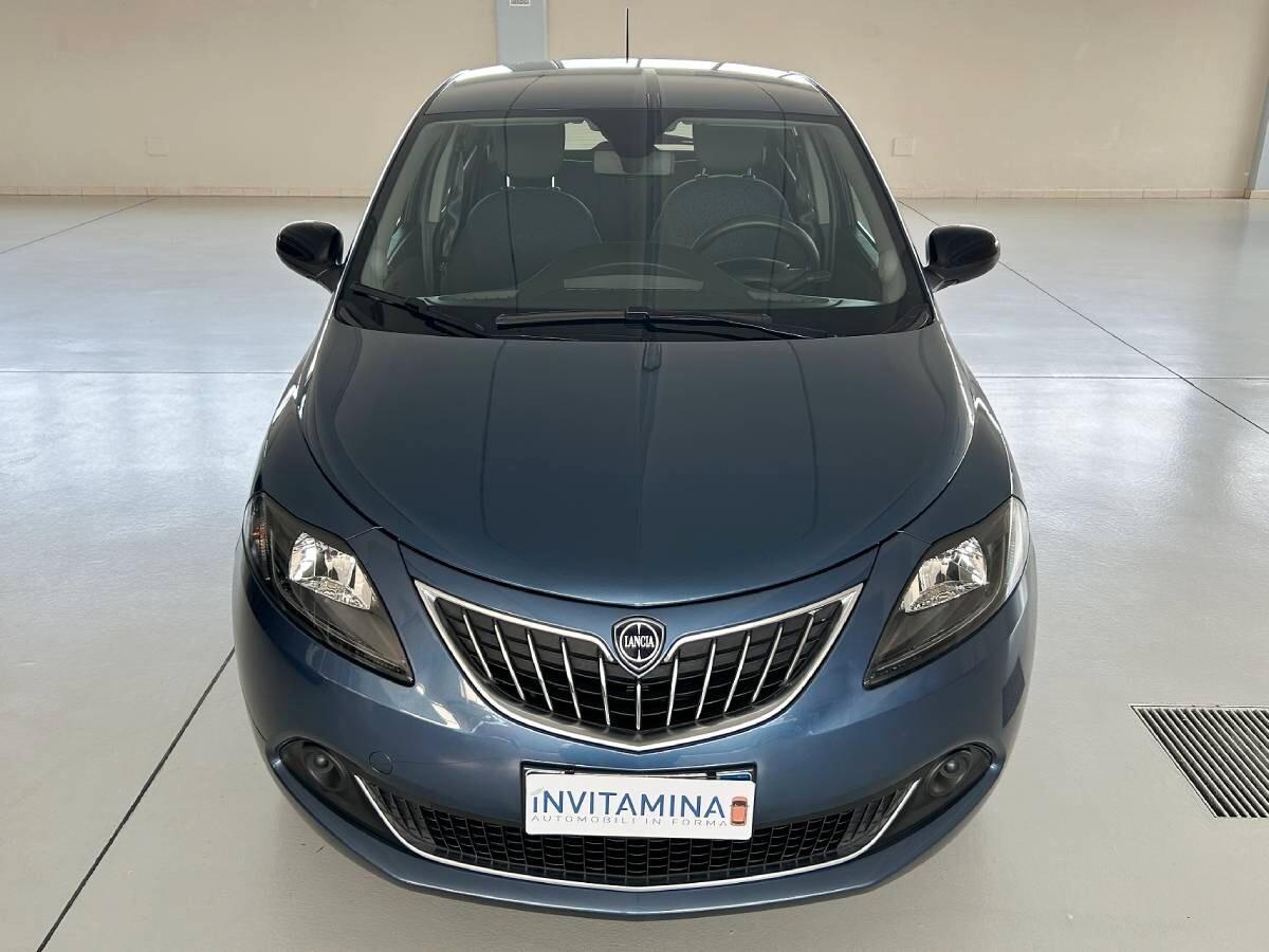 Lancia Ypsilon 1.0 FireFly 5 porte S&S Hybrid Ecochic Silver