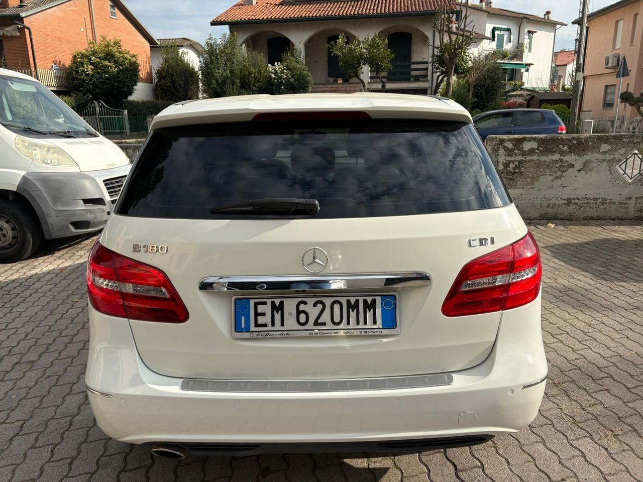 Mercedes-benz B 180 CDI BlueEFFICIENCY Premium