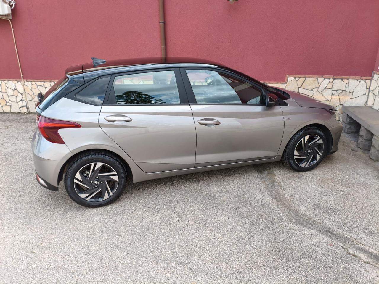 Hyundai i20 1.0 T-GDI 48V iMT Connectline