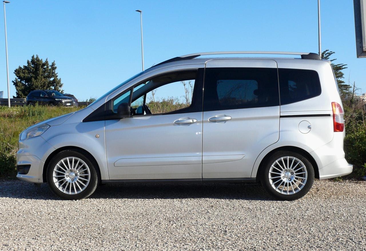 Ford Tourneo Courier 1.6 TDCI 95 CV Plus (M1247)