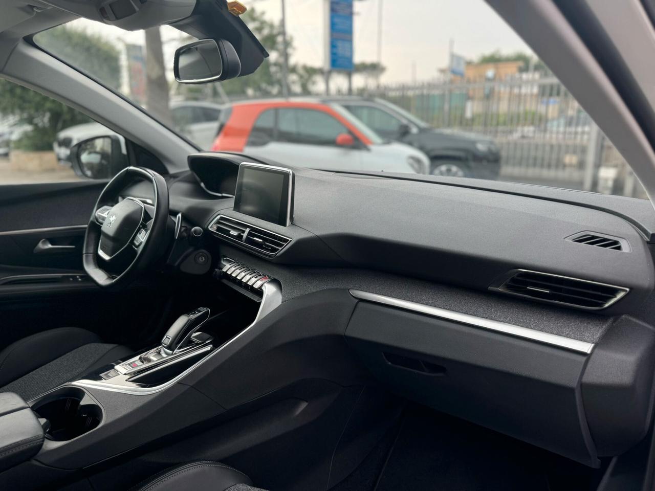 Peugeot 3008 Allure Pack CAMBIO AUTOMATICO