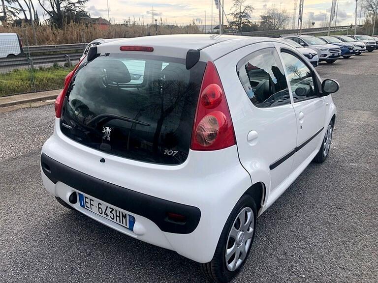 Peugeot 107 1.0 68CV 5p. Plaisir