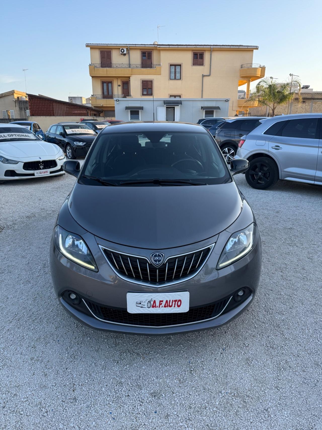 Lancia Ypsilon 1.0 FireFly 5 porte S&S Hybrid Gold