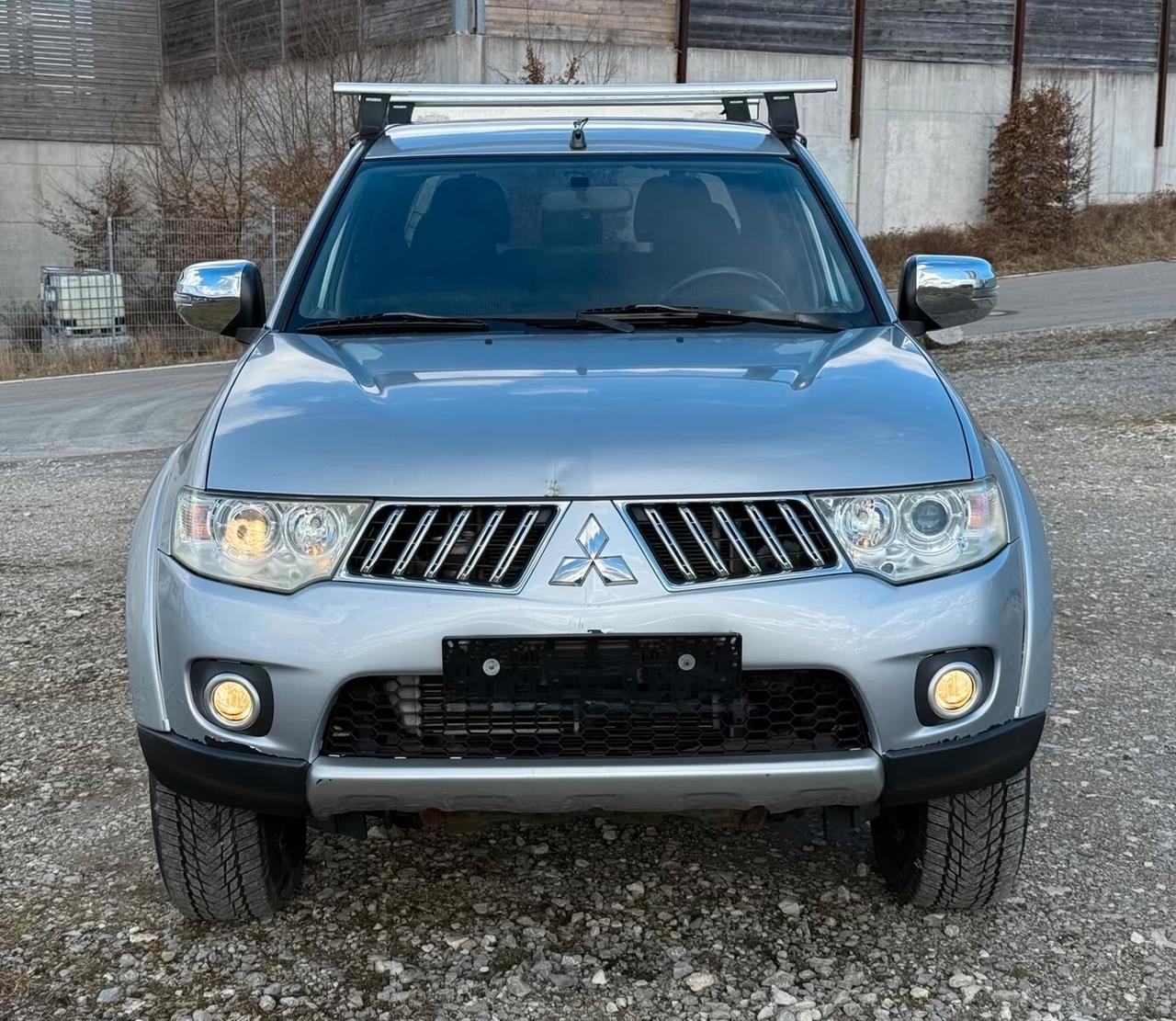 Mitsubishi L200 Pick-Up Double Cab 2.5 D-ID 4WD