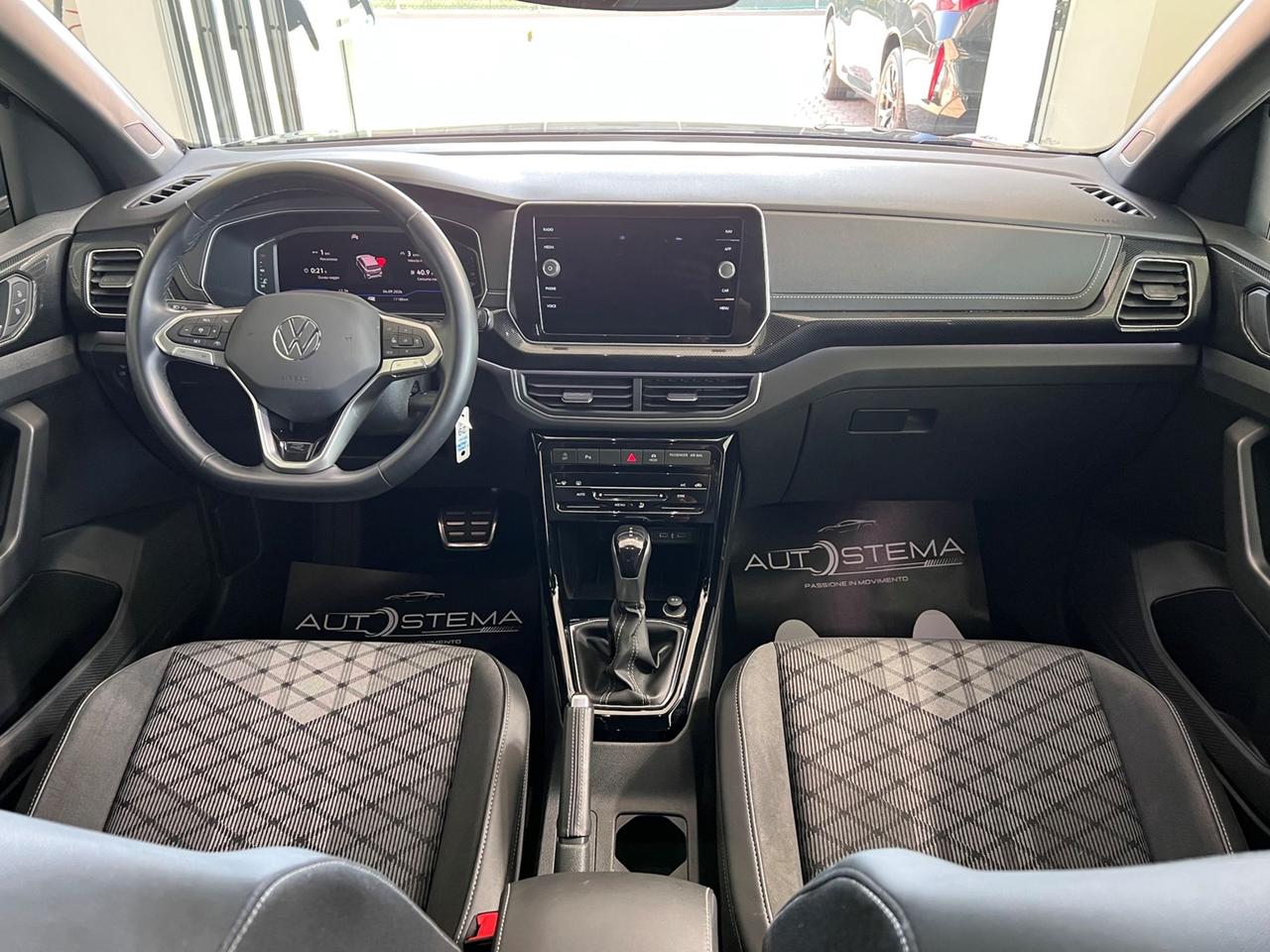 VOLKSWAGEN T-Cross 2024 1.0 tsi R-Line 115cv dsg