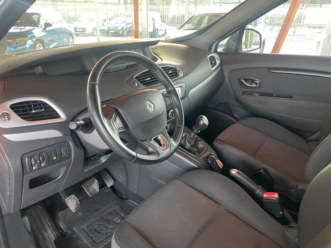 Renault Scenic 1.5 Diesel - Neopatentati - Ottima