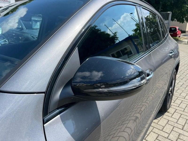 Mercedes-Benz GLA GLA 180 d Automatic Premium