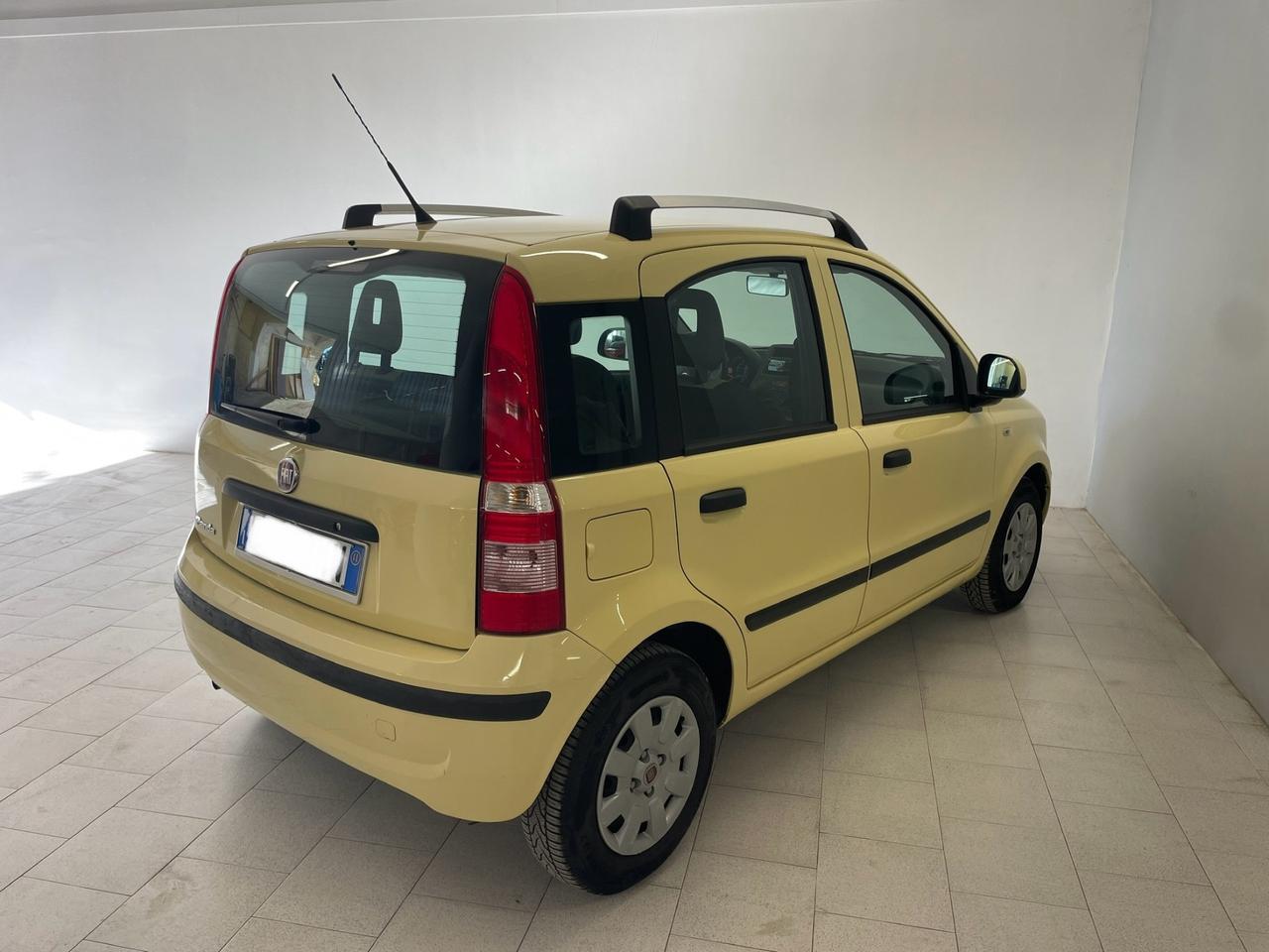 Fiat Panda 1.2 69 cv Dynamic km 57.000 Pari al nuovo