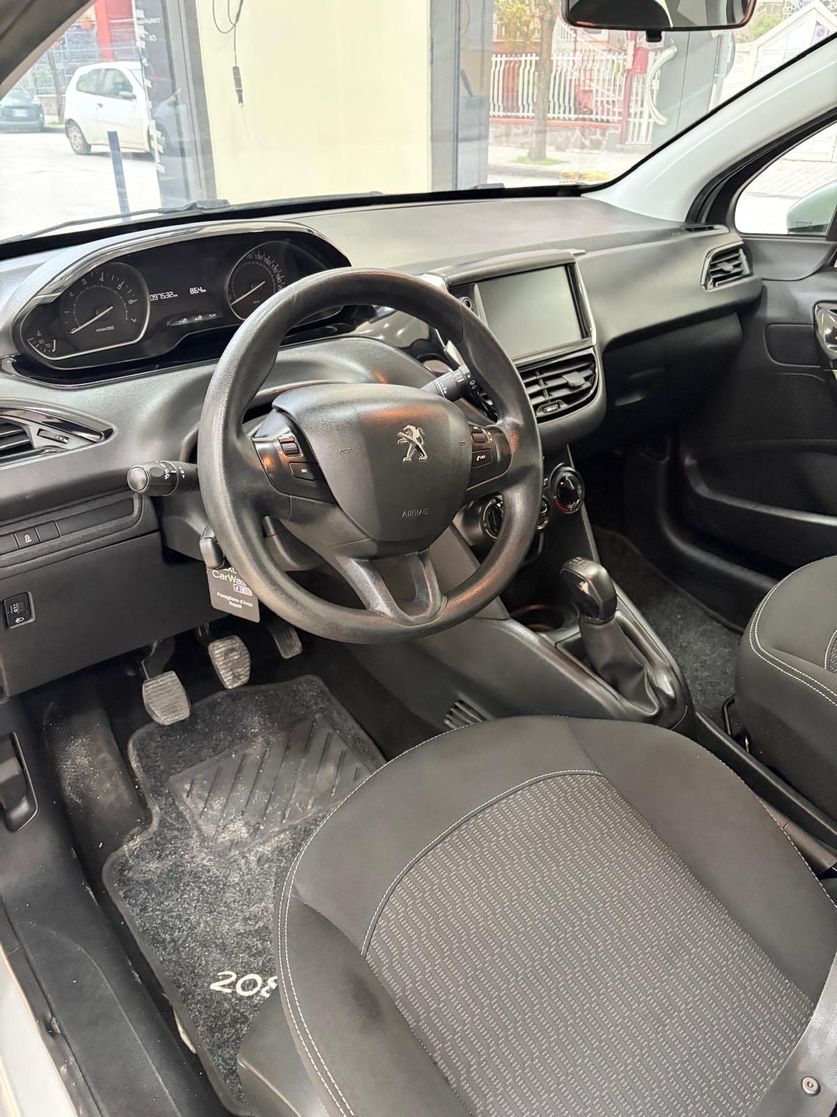 Peugeot 208 PureTech 68 3 porte Active