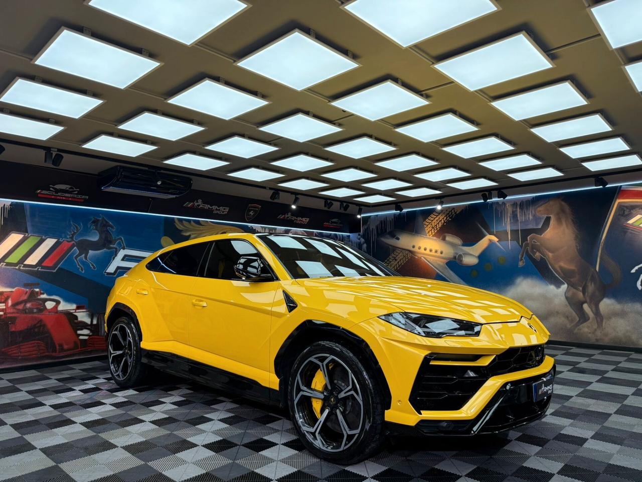 Lamborghini Urus 4.0 (878)