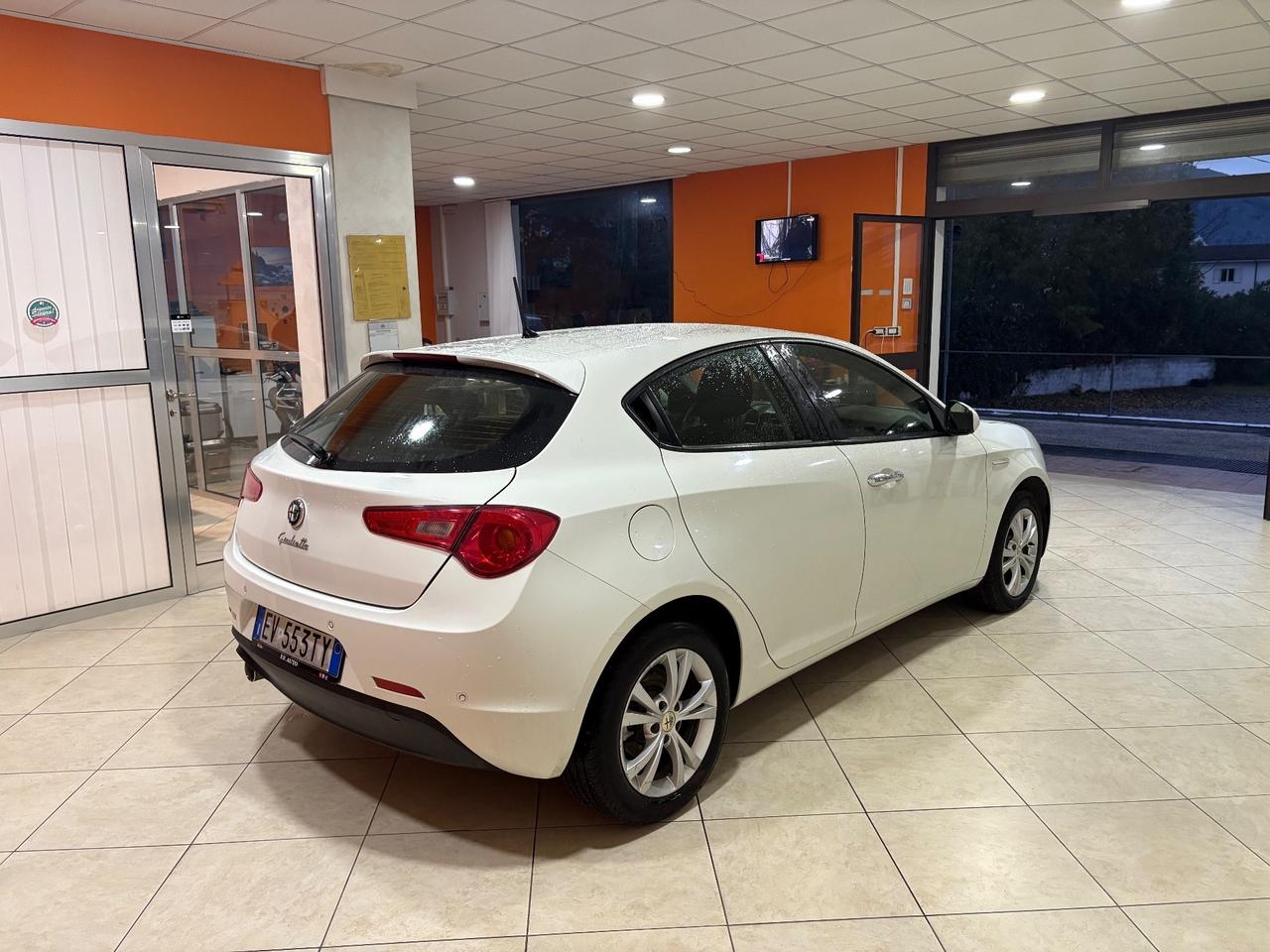 Alfa Romeo Giulietta 1.4 Turbo 120 CV GPL Distinctive permute finanziamenti