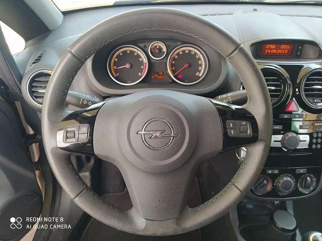 Opel Corsa Corsa IV 2010 3p 1.0 Edition