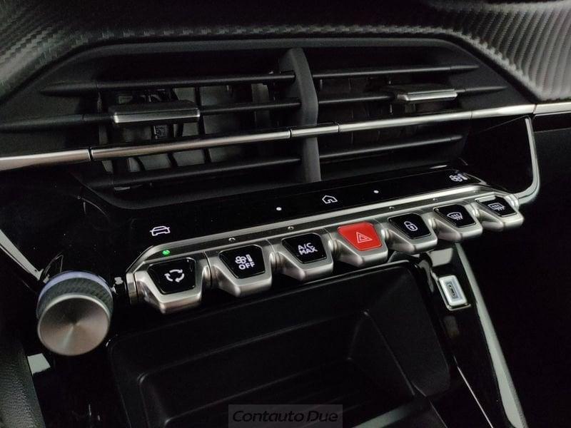 Peugeot 2008 PureTech 100 Style