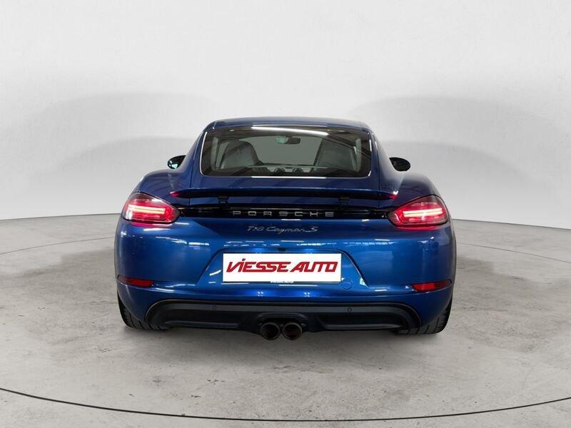 Porsche 718 Cayman S
