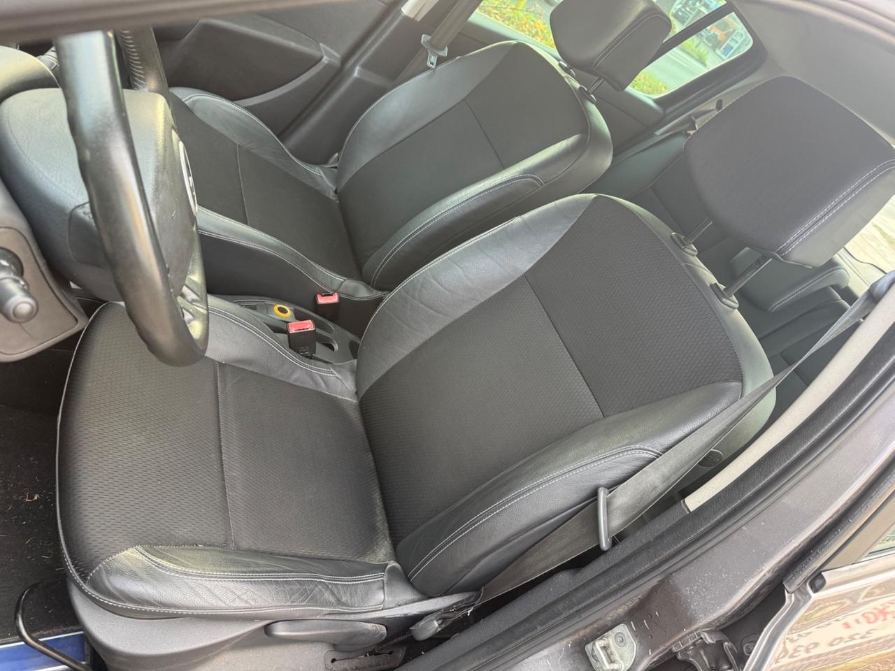 Renault Clio 1.2 16V 5P GPL neopaten garanzia 12 mesi