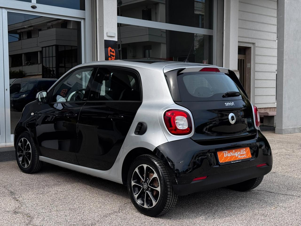 Smart ForFour 70 1.0 Passion