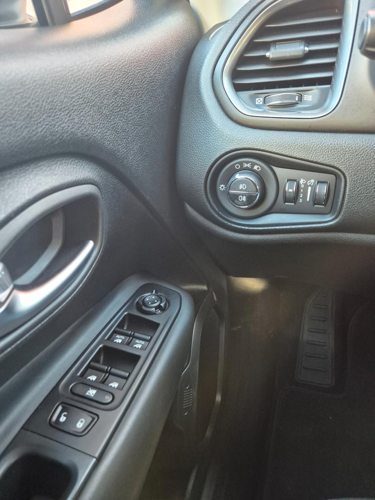 Jeep Renegade 1.6 Mjt 120 CV Limited full opt