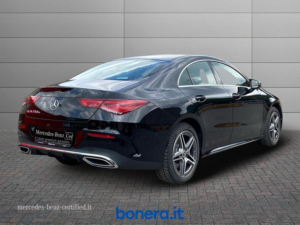 Mercedes CLA 250 250 EQ-POWER Premium 8G-DCT