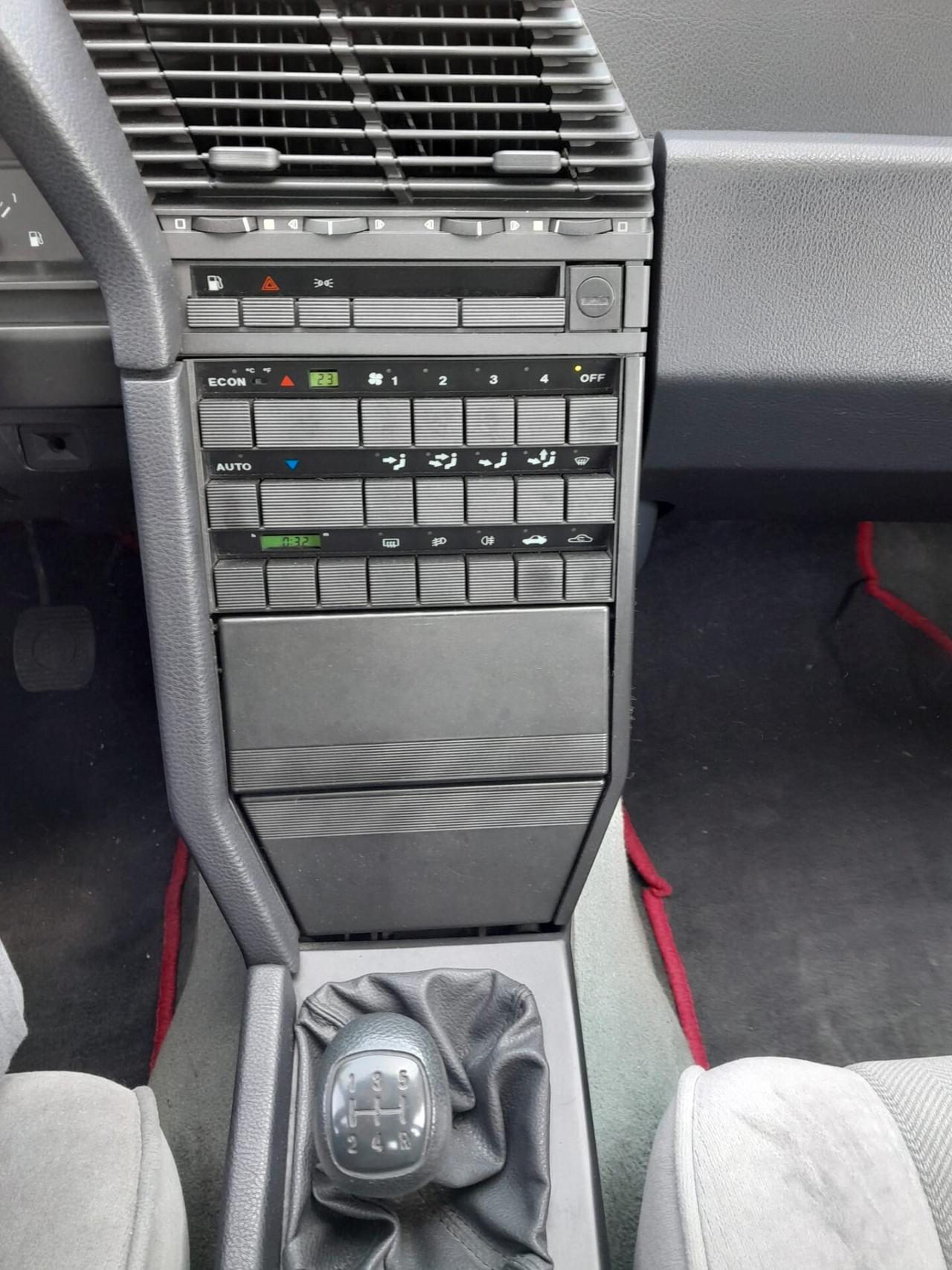 Alfa Romeo 164 2.0i Twin Spark verde