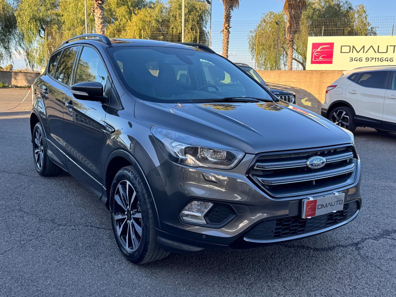 Ford Kuga 1.5 TDCI 120CV S&S 2WD Powershift ST-Line Business