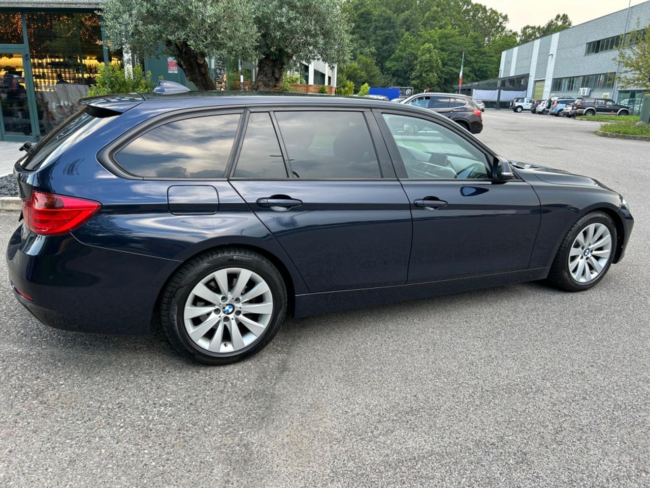 Bmw 318 318d Touring Business aut.