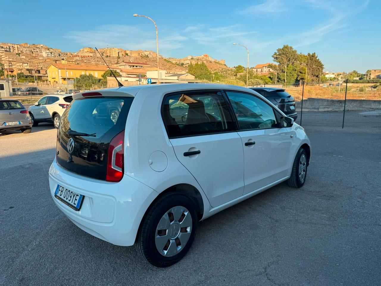 Volkswagen up! 1.0 5p. CLUB UP