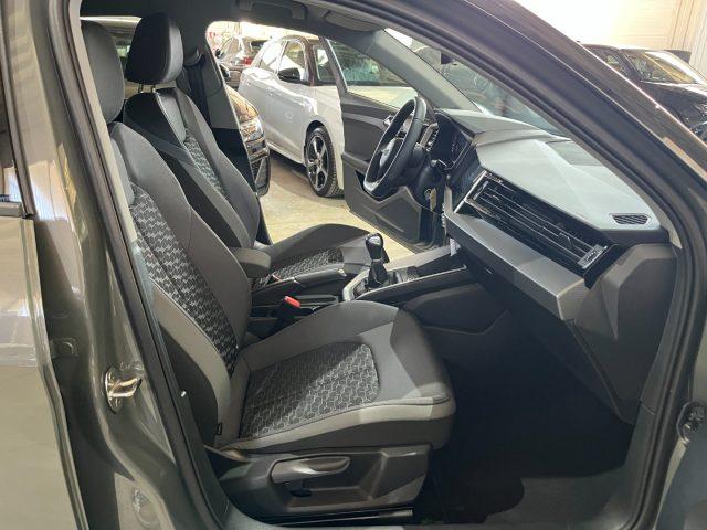 AUDI A1 SPB 30 TFSI 116 CV Identity Black S line "17 Sline