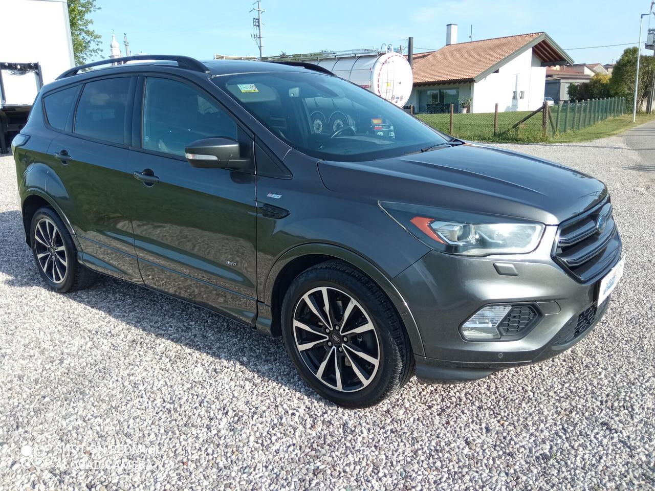 Ford Kuga 2.0 TDCI 150 CV S&S 4WD Powershift ST-Line
