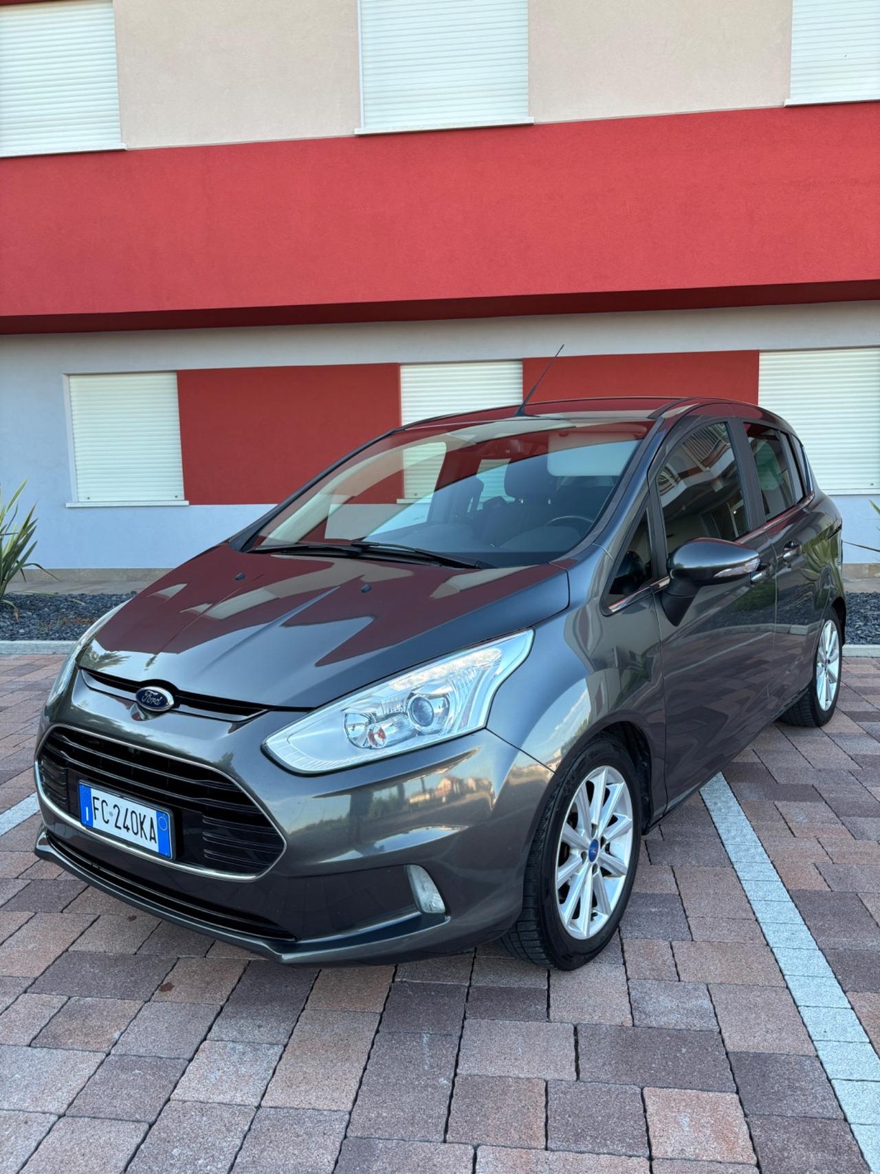 Ford B-Max 1.4 GPL Titanium