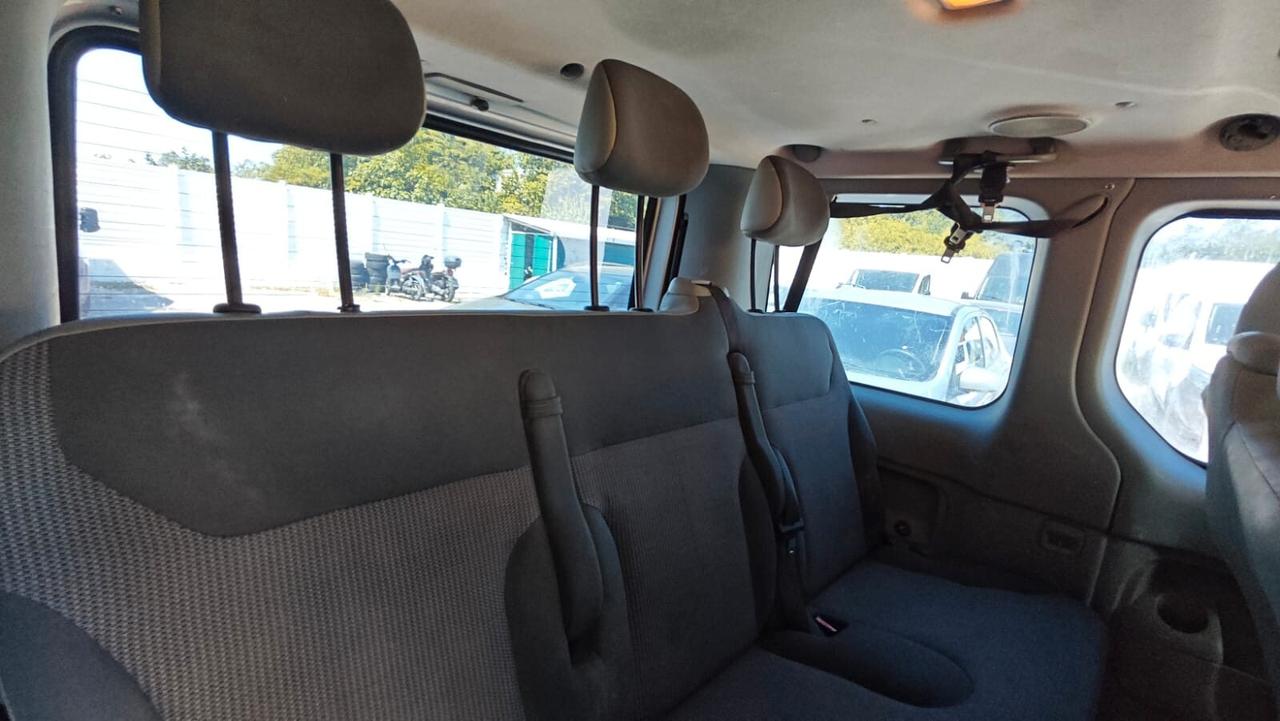 Opel Vivaro 29 2.5 CDTI/135CV PL-TN Combi Tec.