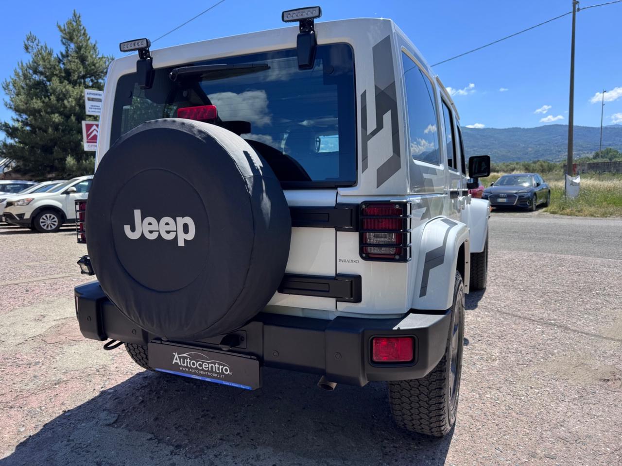 Jeep Wrangler Unlimited 2.8 CRD DPF Sahara Auto