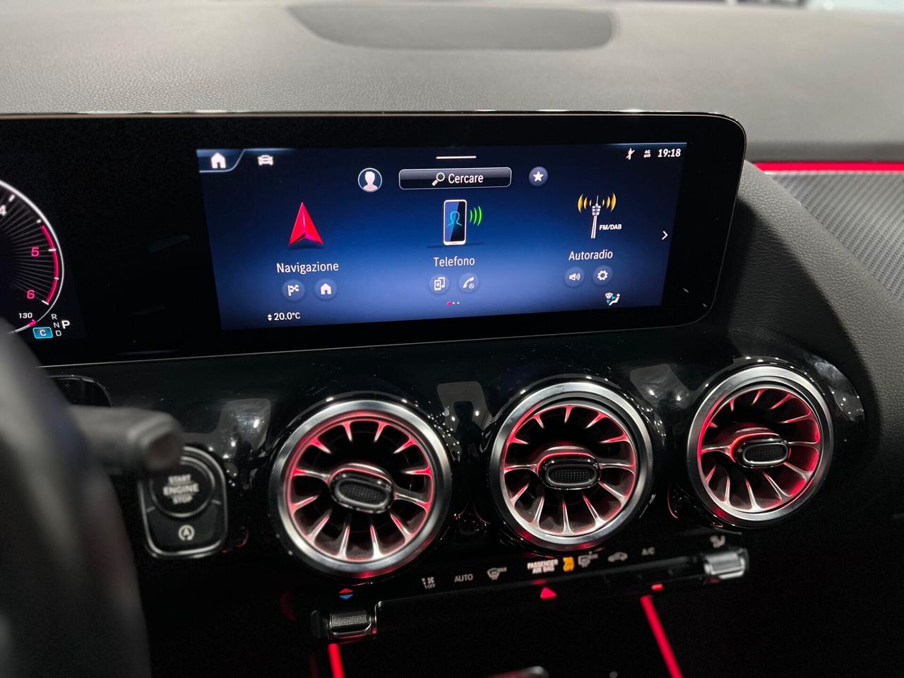 Mercedes Benz GLA 200d Aut. AMG LINE Premium