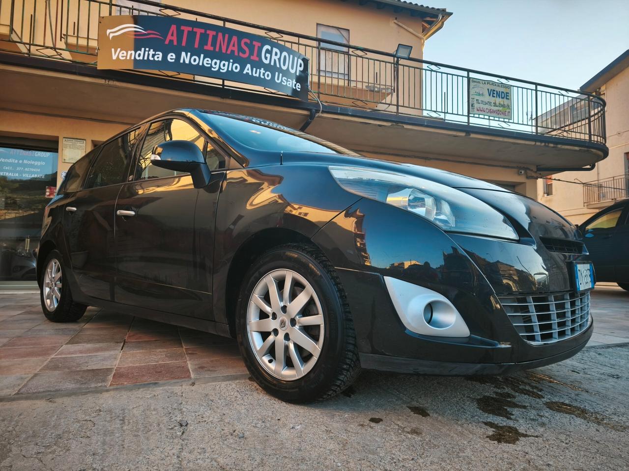 Renault Scenic Grand Scénic 7 Posti 1.9 dCi anche Noleggio