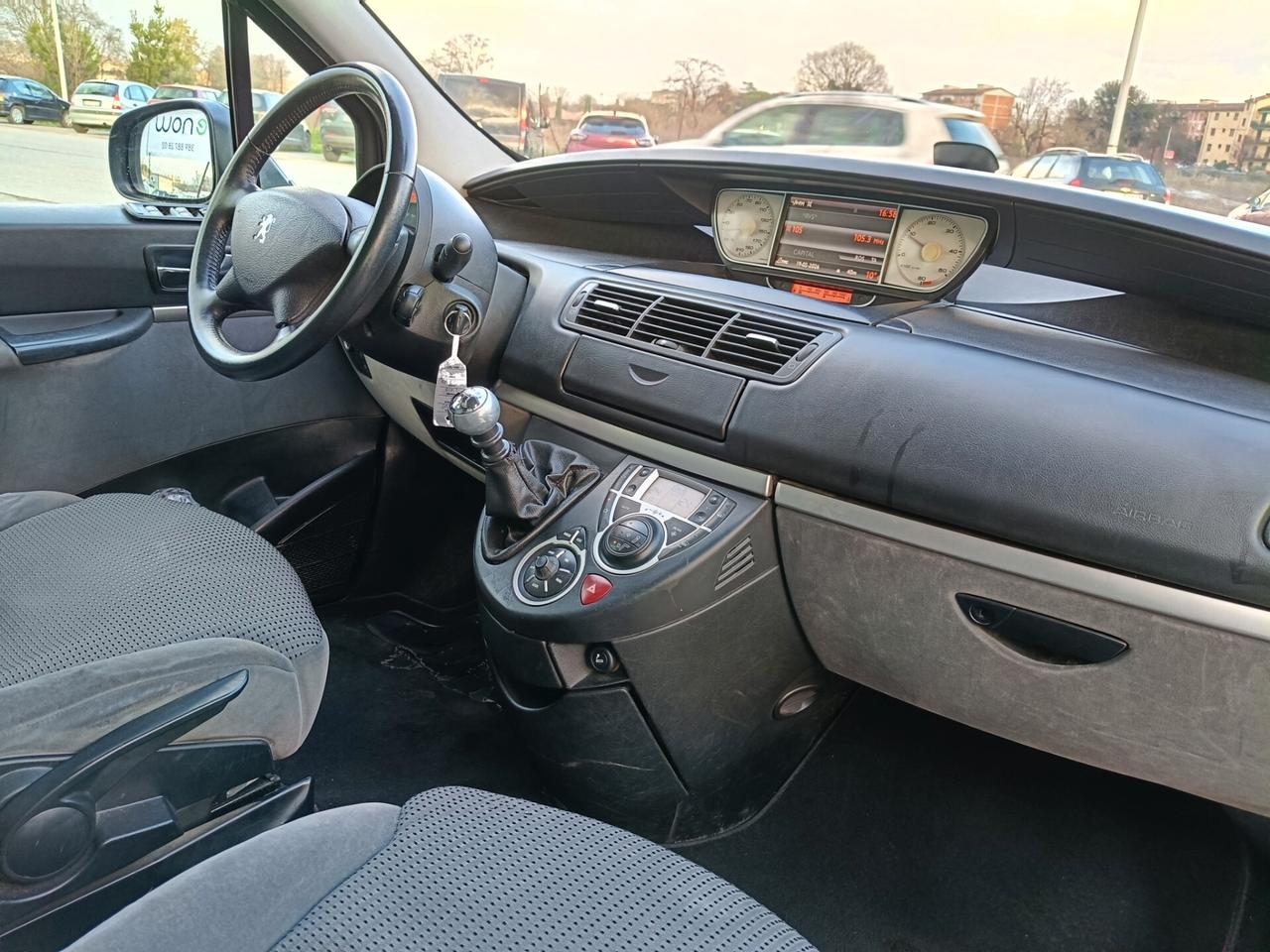 Peugeot 807 2.0 HDi - 7 posti