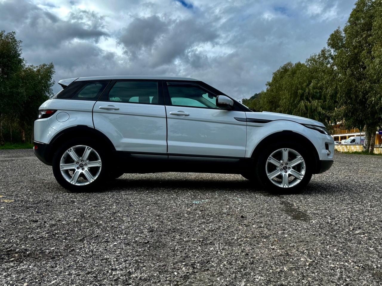 LAND ROVER RANGE EVOQUE 2.2 Sd4 DYNAMIC