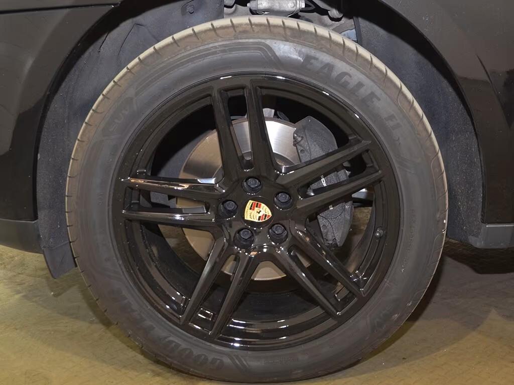 Porsche Macan 2.0 LED/20Zoll/Pano