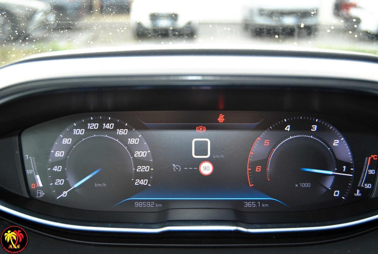 Peugeot 3008 BlueHDi 130 S&S Allure