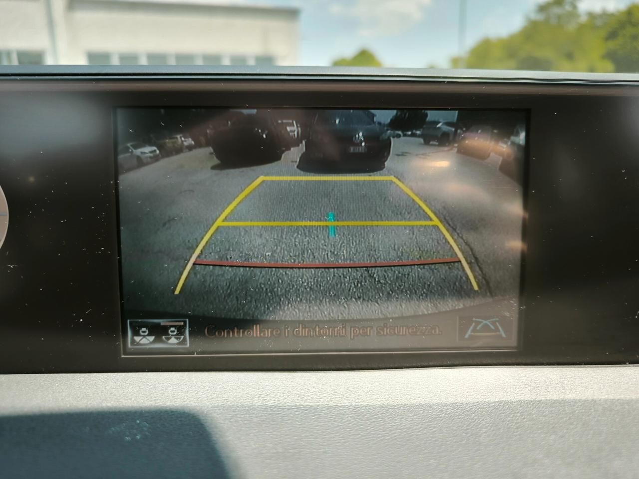 Lexus UX UX Hybrid Business