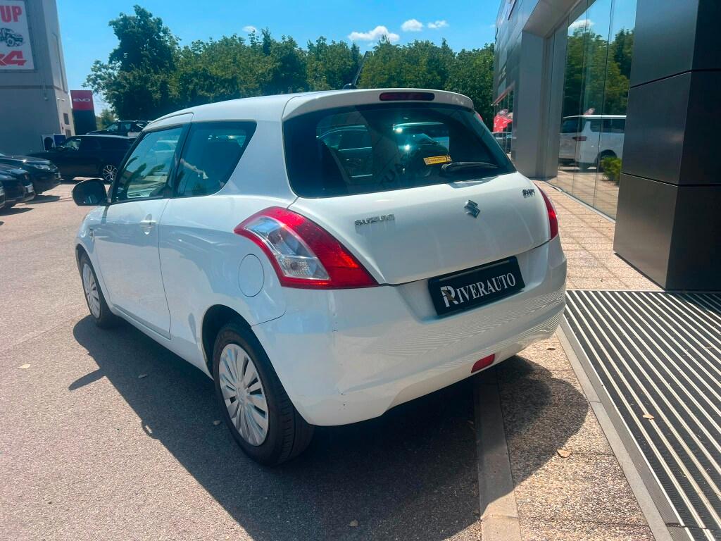SUZUKI Swift (2010-2017) Swift 1.3 DDiS 3 porte...