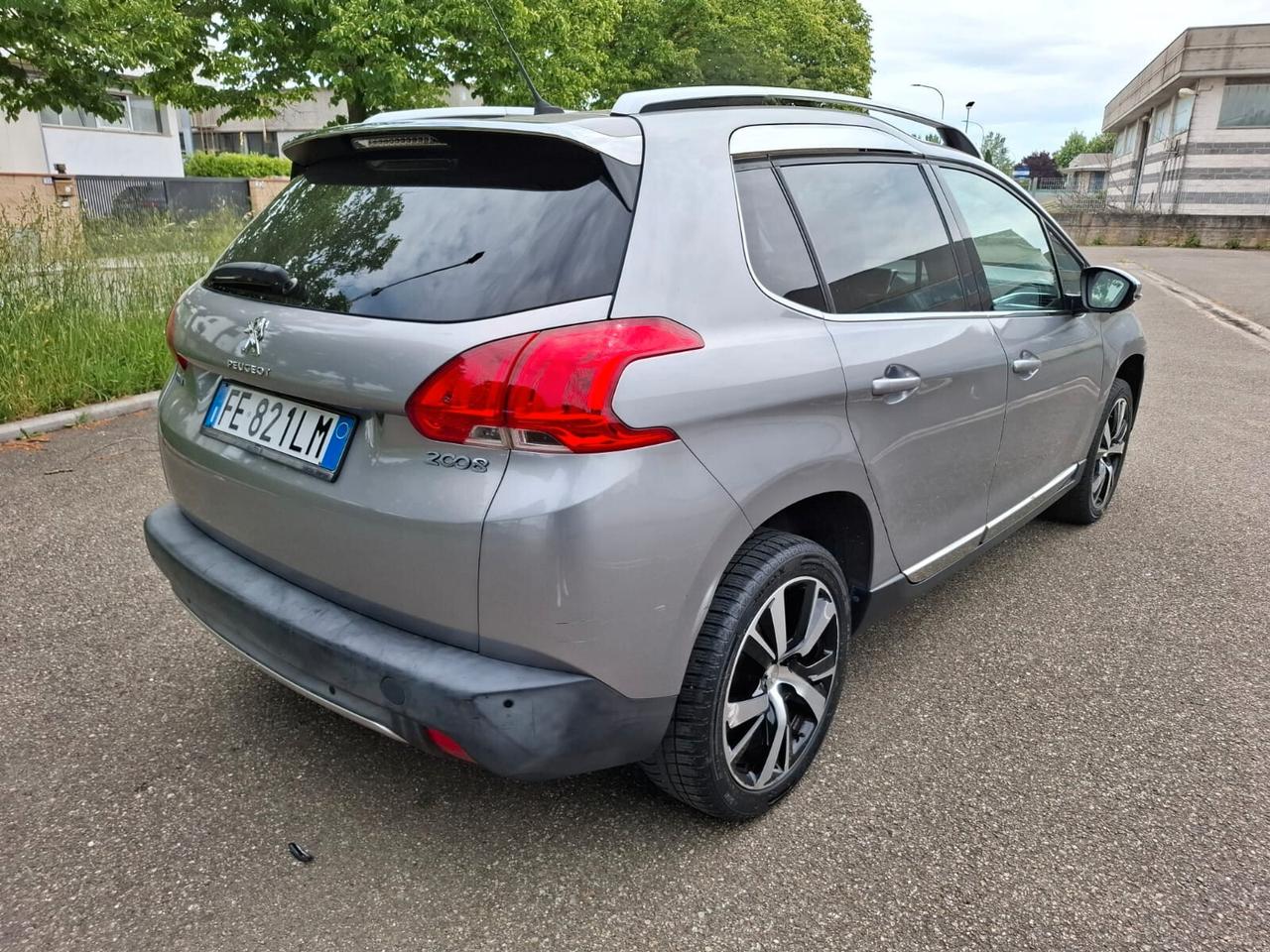 Peugeot 2008 1.6 HDi 2016 SOLAMENTE 85.000 KM